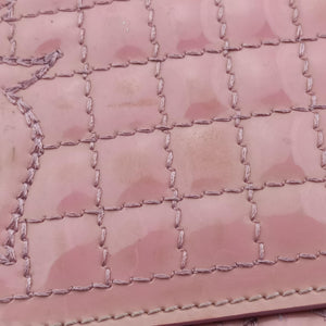 Pre-owned VERSACE Medusa quilted chain Pink Patent shoulderbag | stylenewstar