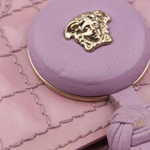 Pre-owned VERSACE Medusa quilted chain Pink Patent shoulderbag | stylenewstar