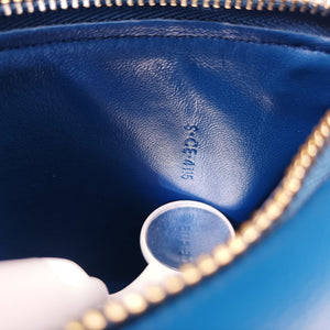Secondhand Celine CLASSIC BOX Blue Leather shoulderbag | stylenewstar
