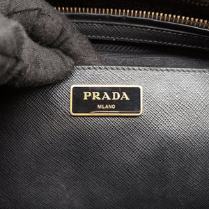 Secondhand Prada Galleria Black SAFFIANO Leather BN2274 shoulderbag | stylenewstar
