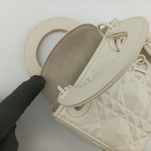 Vintage Christian Dior Lady Dior White leather shoulderbag | stylenewstar