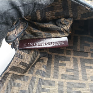 Pre-owned Fendi BAGUETTE Brown canvas 8BS017 shoulderbag | stylenewstar