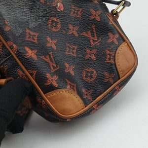 Pre-owned Louis Vuitton Panam Brown Monogram Catogram M44399 shoulderbag | stylenewstar