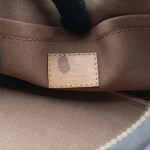 Pre-owned Louis Vuitton MULTI POCHETTE ACCESSOIRES brown×khaki Monogram Canvas M44813 shoulderbag | stylenewstar