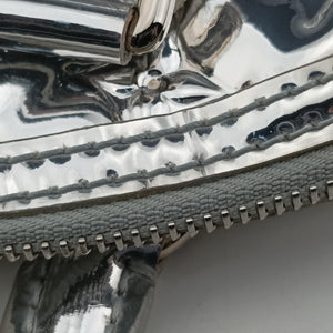 Pre-owned Louis Vuitton Lockit Silver Monogram Miroir M95449 handbag | stylenewstar