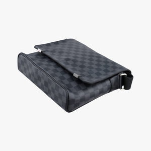 Pre-owned Louis Vuitton DANIEL MM Noir Damier GRAPHITE N58029 shoulderbag | stylenewstar