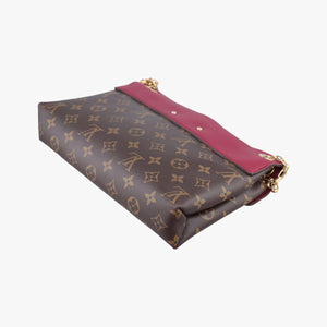 Secondhand Louis Vuitton Pallas Chain Brown x Aurore Monogram canvas M41200 shoulderbag | stylenewstar