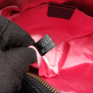 Pre-owned Gucci GG Marmont Black velour 447632 shoulderbag | stylenewstar