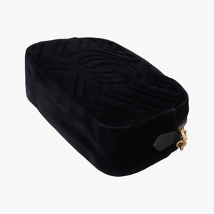 Pre-owned Gucci GG Marmont Black velour 447632 shoulderbag | stylenewstar