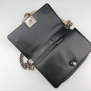 Pre-owned Chanel BOY CHANEL Black×white Leather A66712 shoulderbag | stylenewstar