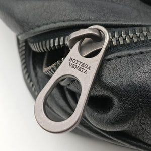 Pre-owned Bottega Veneta Intrecciato Black lambskin shoulderbag | stylenewstar