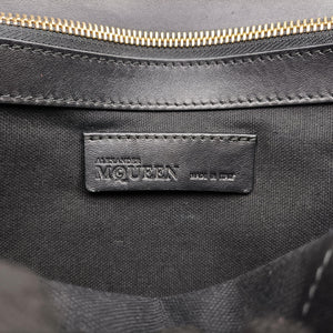 Pre-owned Alexander McQueen Studded Skull Padlock Black Leather shoulderbag | stylenewstar