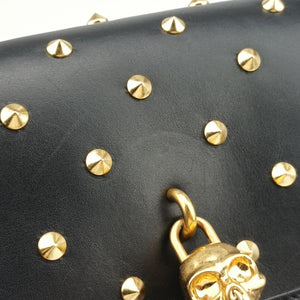 Pre-owned Alexander McQueen Studded Skull Padlock Black Leather shoulderbag | stylenewstar