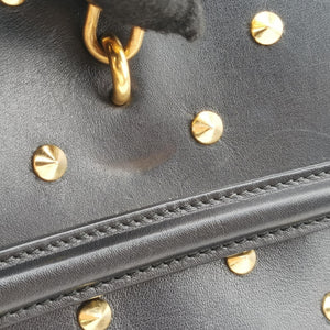 Pre-owned Alexander McQueen Studded Skull Padlock Black Leather shoulderbag | stylenewstar