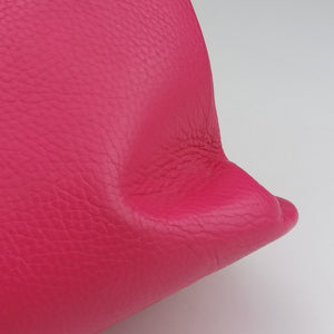 Vintage Louis Vuitton Capucines MM Rose Rich Taurillon leather M94671 handbag | stylenewstar