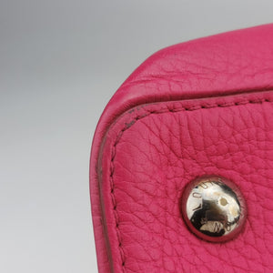 Vintage Louis Vuitton Capucines MM Rose Rich Taurillon leather M94671 handbag | stylenewstar