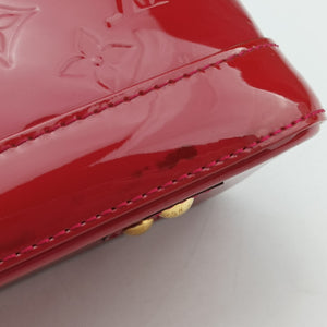 Pre-owned Louis Vuitton Alma BB pomme d'amour Vernis M90174 shoulderbag | stylenewstar
