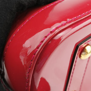 Pre-owned Louis Vuitton Alma BB pomme d'amour Vernis M90174 shoulderbag | stylenewstar