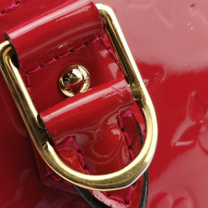Pre-owned Louis Vuitton Alma BB pomme d'amour Vernis M90174 shoulderbag | stylenewstar