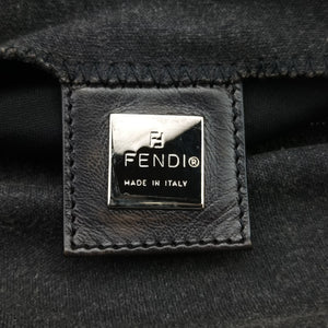 Pre-owned Fendi Mamma Baguette Grey Cotton 26325 shoulderbag | stylenewstar