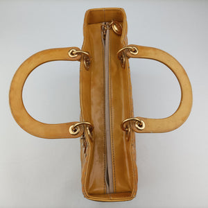 Pre-owned Christian Dior Lady Dior Beige Patent handbag | stylenewstar