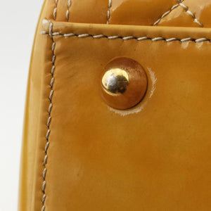 Pre-owned Christian Dior Lady Dior Beige Patent handbag | stylenewstar