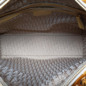 Pre-owned Christian Dior Lady Dior Beige Patent handbag | stylenewstar