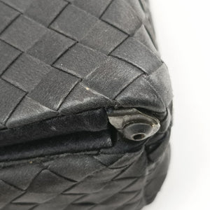 Secondhand Bottega Veneta Intrecciato Black silk clutchbag | stylenewstar