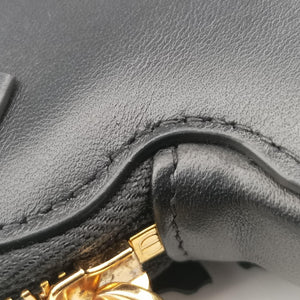 Pre-owned Christian Dior 30 Montaigne Removable Black Lambskin shoulderbag | stylenewstar