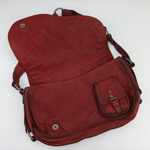 Pre-owned Christian Dior Gaucho Red Leather shoulderbag | stylenewstar