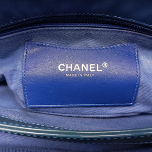 Pre-owned Chanel Mademoiselle Bowling Blue Patent A50556 shoulderbag | stylenewstar