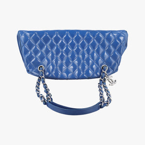 Pre-owned Chanel Mademoiselle Bowling Blue Patent A50556 shoulderbag | stylenewstar