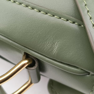 Pre-owned Celine Besace 16 Small Green Leather W-SL-2 shoulderbag | stylenewstar