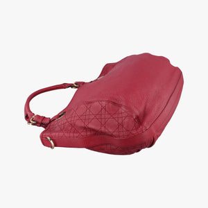 Pre-owned Christian Dior Cannage Bee Red Leather handbag | stylenewstar