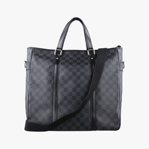 Pre-owned Louis Vuitton Tadao Noir Damier Graphite N51192 shoulderbag | stylenewstar