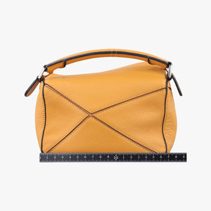 Pre-owned Loewe Puzzle mini Yellow Leather 322 30 U95 shoulderbag | stylenewstar