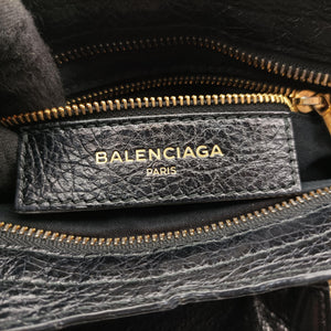Secondhand Balenciaga Classic City Mini Black lambskin shoulderbag | stylenewstar