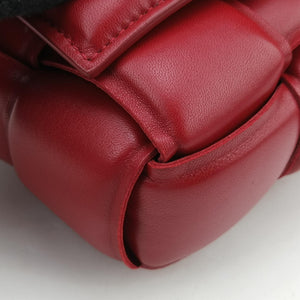 Secondhand Bottega Veneta Padded CASSETTE Red lambskin shoulderbag | stylenewstar