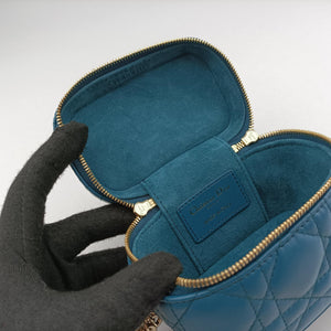 Secondhand Christian Dior Lady Dior micro vanity Blue lambskin shoulderbag | stylenewstar