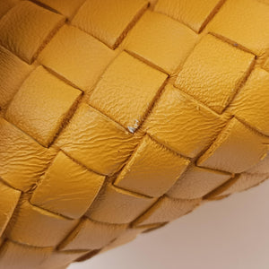 Pre-owned Bottega Veneta Intrecciato Yellow lambskin handbag | stylenewstar