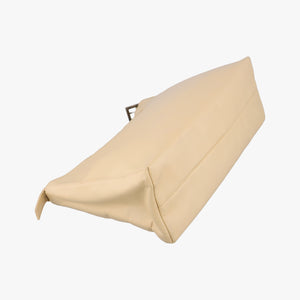 Pre-owned Fendi Baguette Yellow Leather 091611 shoulderbag | stylenewstar