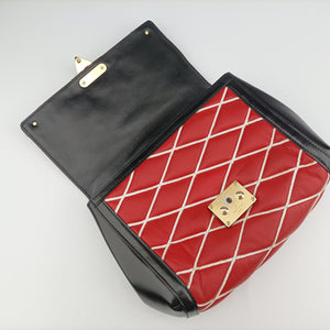 Pre-owned Louis Vuitton Pochette Flap Malletage Red × Black Leather shoulderbag | stylenewstar