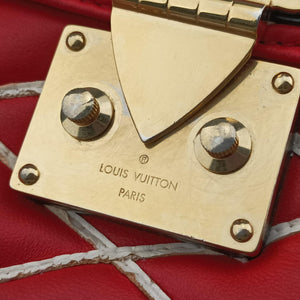 Pre-owned Louis Vuitton Pochette Flap Malletage Red × Black Leather shoulderbag | stylenewstar