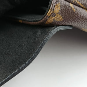 Pre-owned Louis Vuitton Rocky BB Monogram/Brown x Black Monogram canvas x calf leather M44141 shoulderbag | stylenewstar