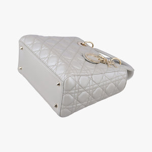 Pre-owned Christian Dior Lady Dior Silver lambskin shoulderbag | stylenewstar