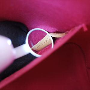 Vintage Louis Vuitton Alma BB pomme d'amour Vernis M91606 shoulderbag | stylenewstar