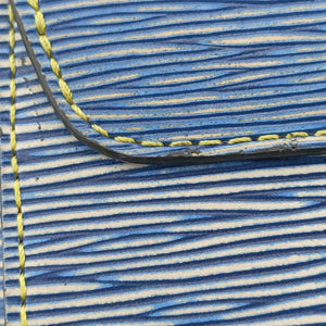 Pre-owned Louis Vuitton Portefeuille Twist Denim blue Epi M61036 shoulderbag | stylenewstar