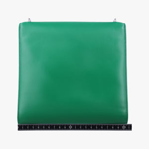 Secondhand Bottega Veneta The Clip Green Leather shoulderbag | stylenewstar