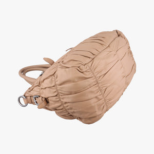 Secondhand Prada Gaufre Beige lambskin BN1702 shoulderbag | stylenewstar