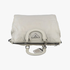 Pre-owned Prada 三角ロゴ Grey Nappa Leather shoulderbag | stylenewstar